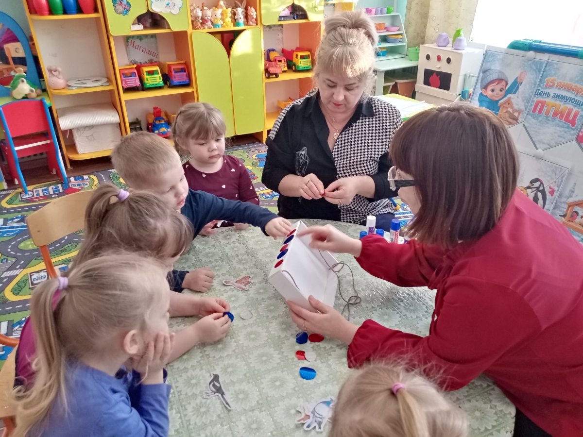 ДЕНЬ ЗИМУЮЩИХ ПТИЦ