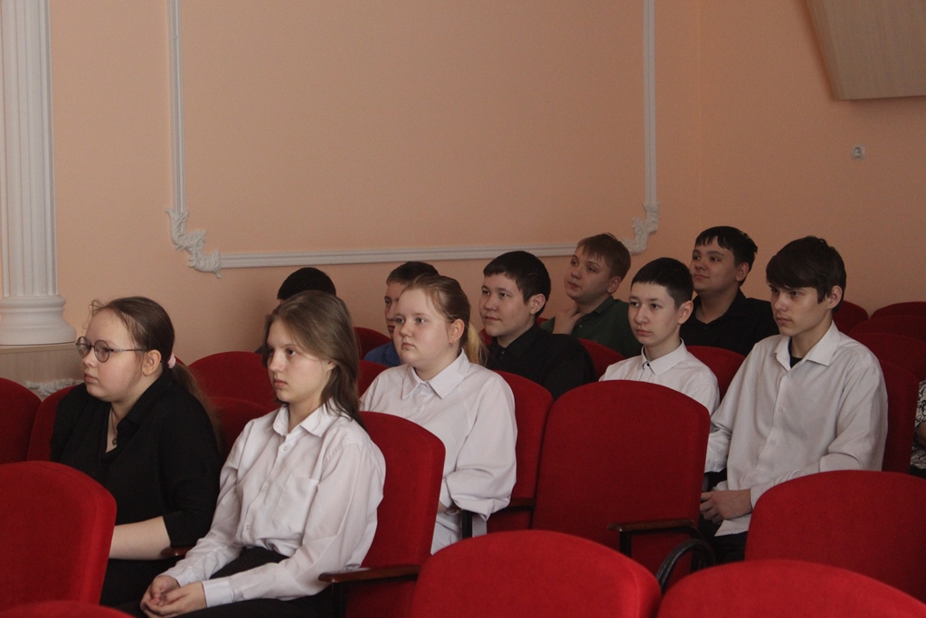 Кинолекторий по истории &laquo;Надо помнить!&raquo;